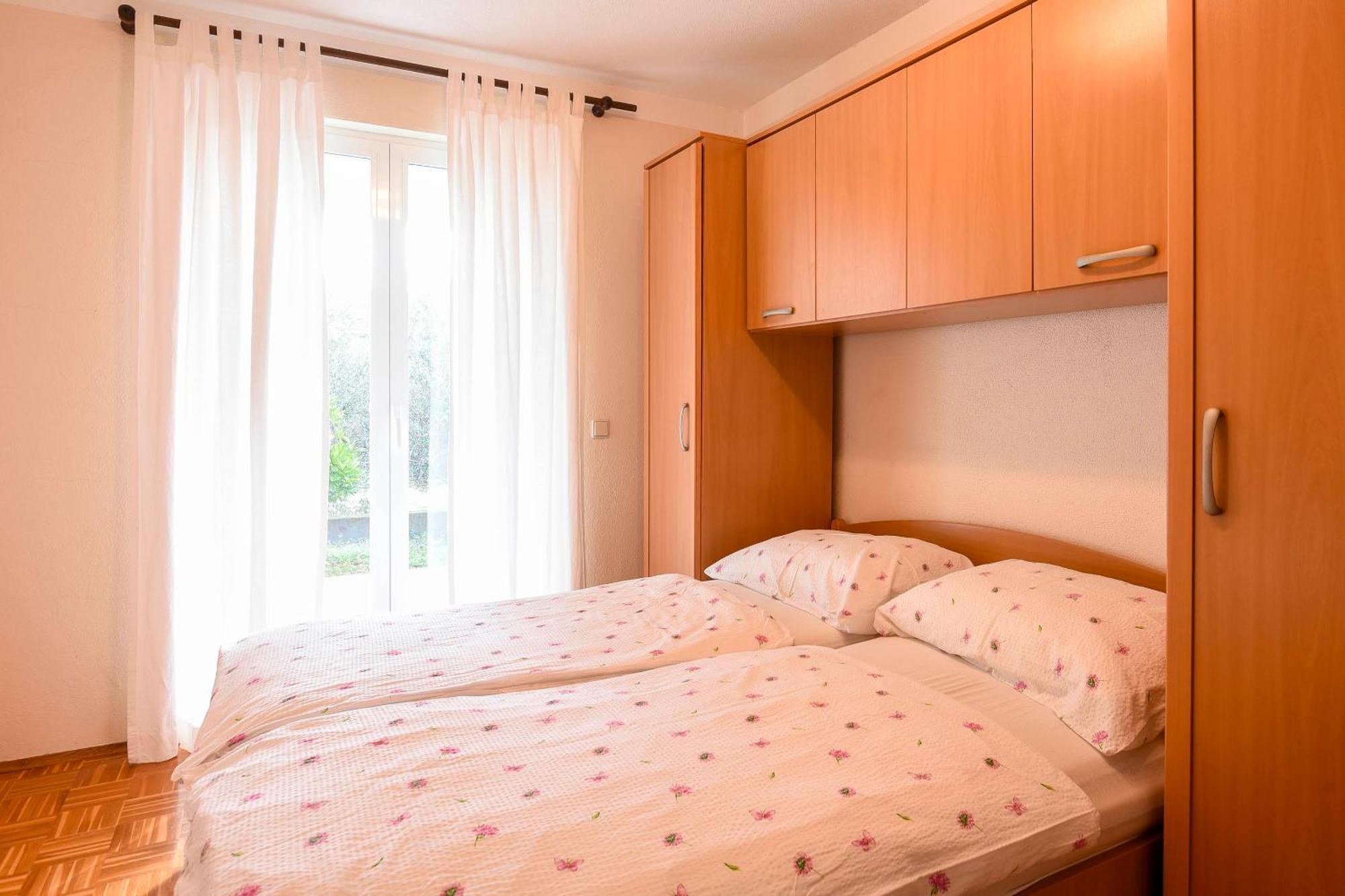 Holiday Apartments Zora Оребич Екстер'єр фото